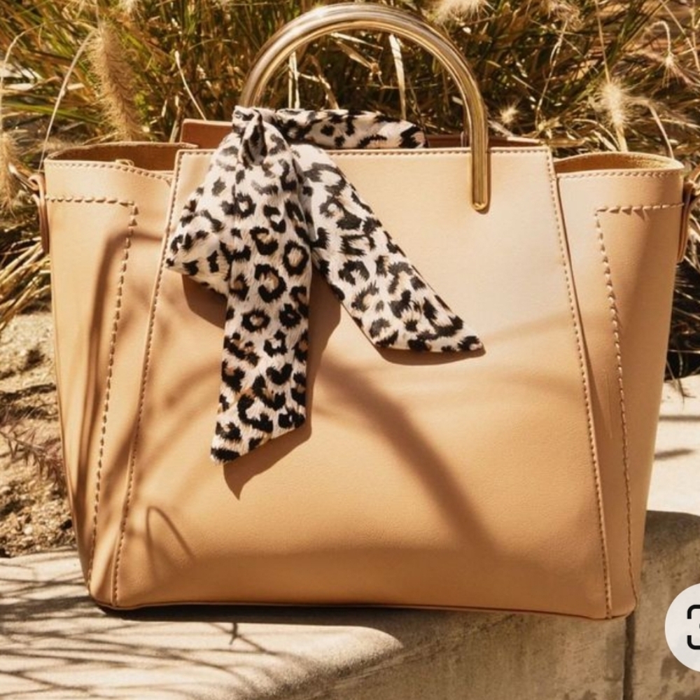 Melie Bianco - Sally blush satchel